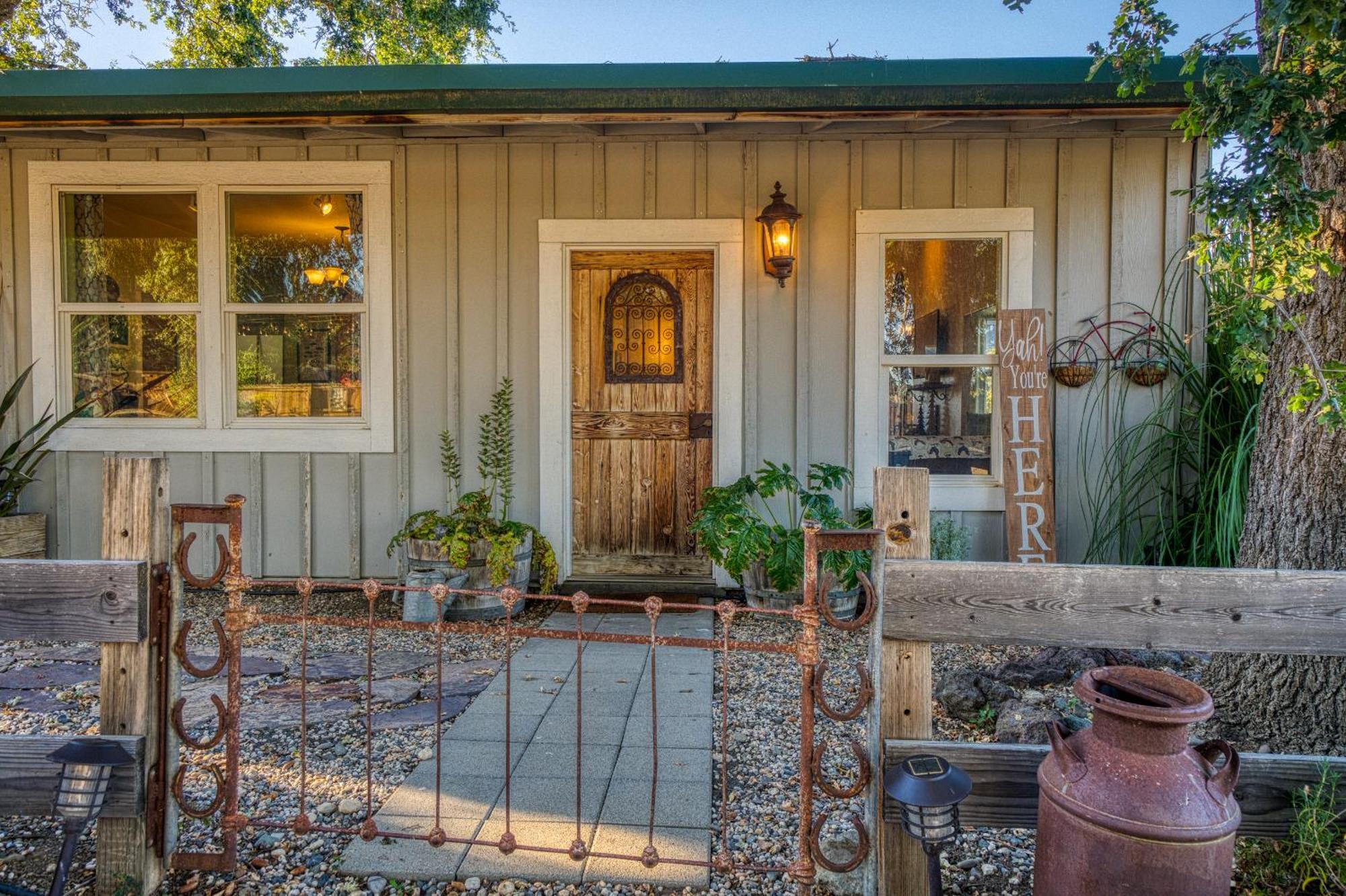 Soul Whispering Ranch Retreat Vila Upper Lake Exterior foto